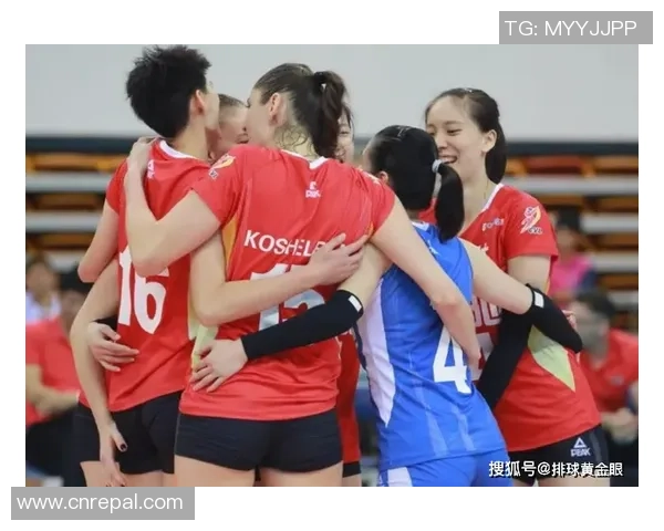 杨丽专访:从排球新星到传奇教练的成长之路与心路历程回顾 杨丽专访:从排球新星到传奇教练的成长之路与心路历程回顾