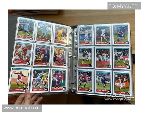 足球明星卡保护套完美守护你的珍藏卡片尽显球星魅力与个性风采 足球明星卡保护套完美守护你的珍藏卡片尽显球星魅力与个性风采