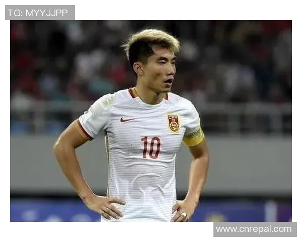 足球明星郑智的精彩瞬间与职业生涯回顾图片展览 足球明星郑智的精彩瞬间与职业生涯回顾图片展览